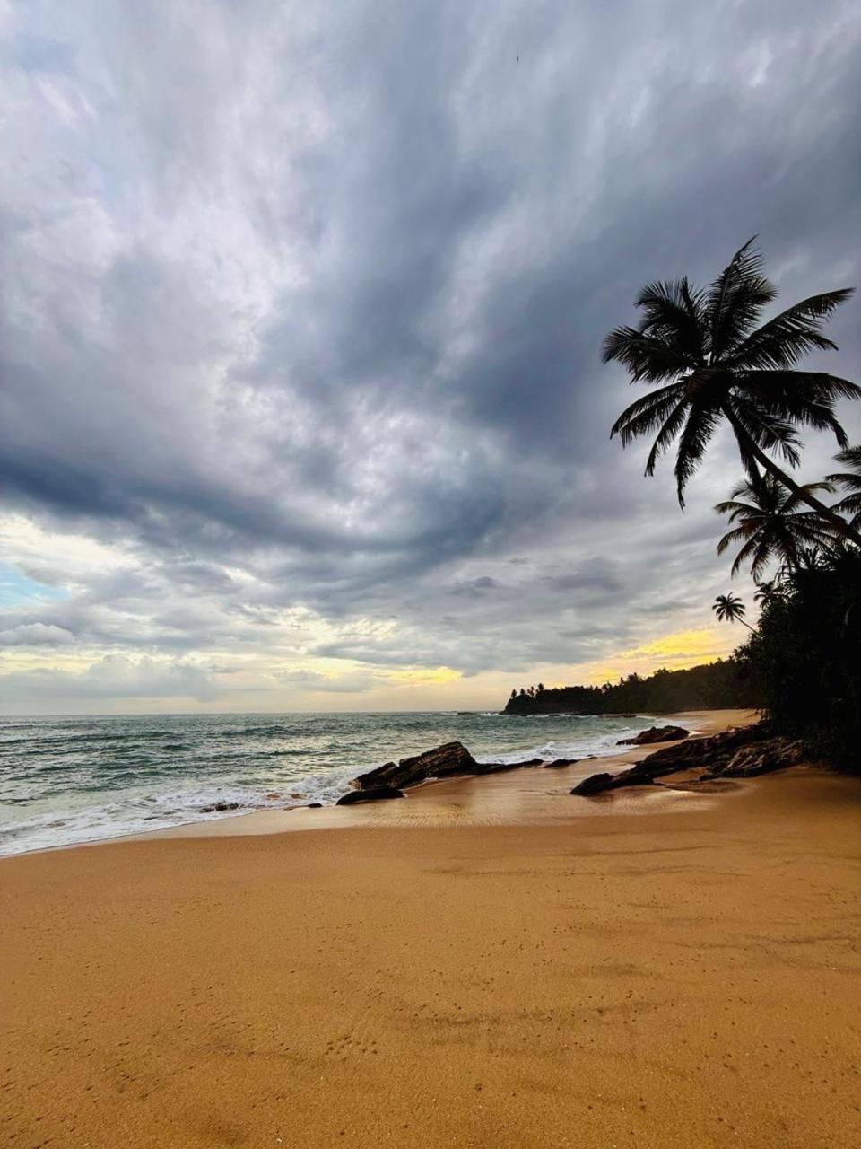 The Silent Sand Homestay Tangalle Eksteriør billede